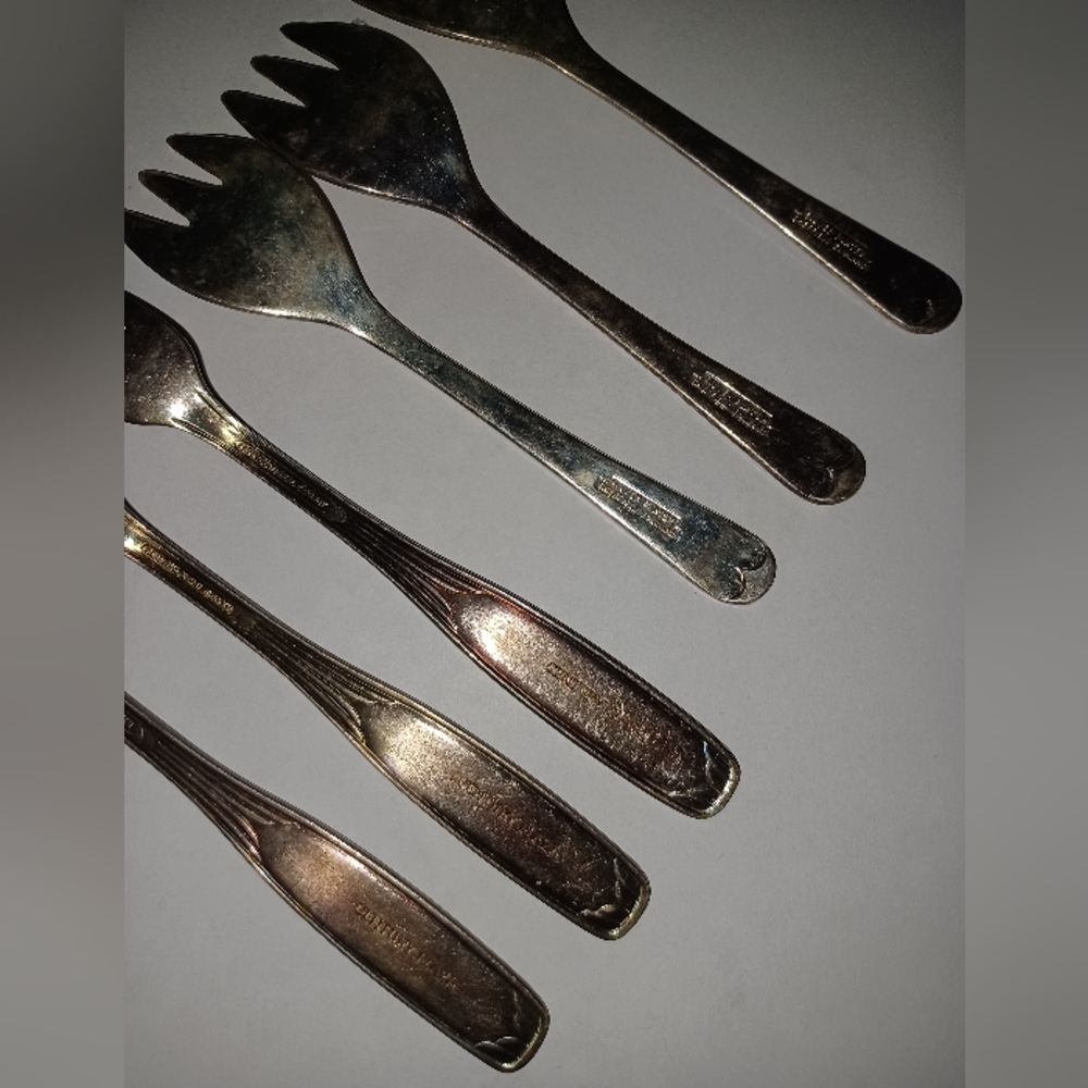 Vintage Assorted Silverplated Forks Set of 11 - Picture 8 of 8